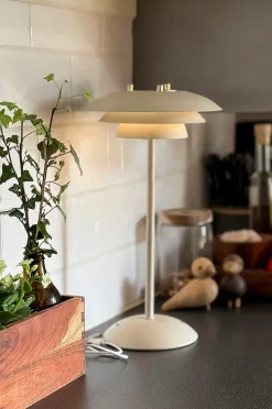 Aneta Lighting Bordslampa Epsilon recharge