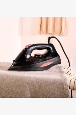 Black & Decker Ångstrykjärn 3000W Svart