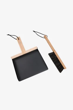 by Benson Borste och sopskyffel - Premium