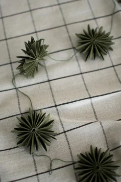 DBKD Garland