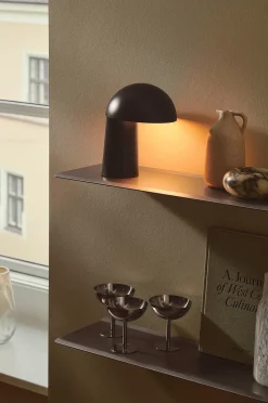 Design For The People Bordslampa Faye Portable