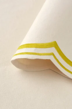 Ellos Home Bordstablett Elly Scallop i återvunnet halvlinne 2-pack