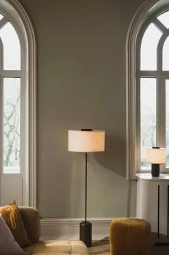 Globen Lighting Golvlampa Bosco Brunbetsad ek
