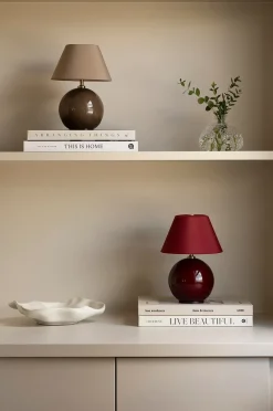 Globen Lighting Portabel Bordslampa Iris 16 Butter yellow
