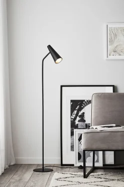 Markslöjd Golvlampa PEAK 1L