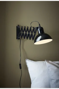 Markslöjd Vägglampa Riggs