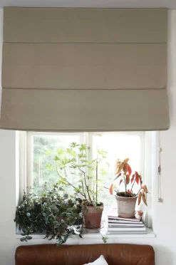 Mimou Hissgardin Hotell Dim Out 220 cm hög