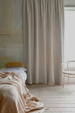 Mimou Mörkläggande hotellgardin dubbel bredd