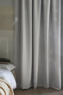 Mimou Mörkläggande hotellgardin dubbel bredd
