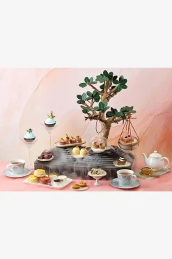 New Mags Coffee Table Book - 150 Tea Houses