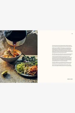 New Mags Coffee Table Book - Vietnamese Made Easy