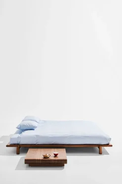 Pastill Julie sängram i furu 180 cm