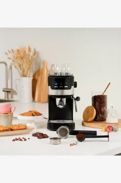Tristar Espressomaskin Cm-2278 med mjölkskummare