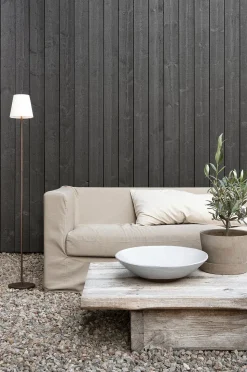watt & VEKE Golvlampa Tyra portabel